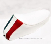 Selle Vespa drapeau Italie 50-125/ET3